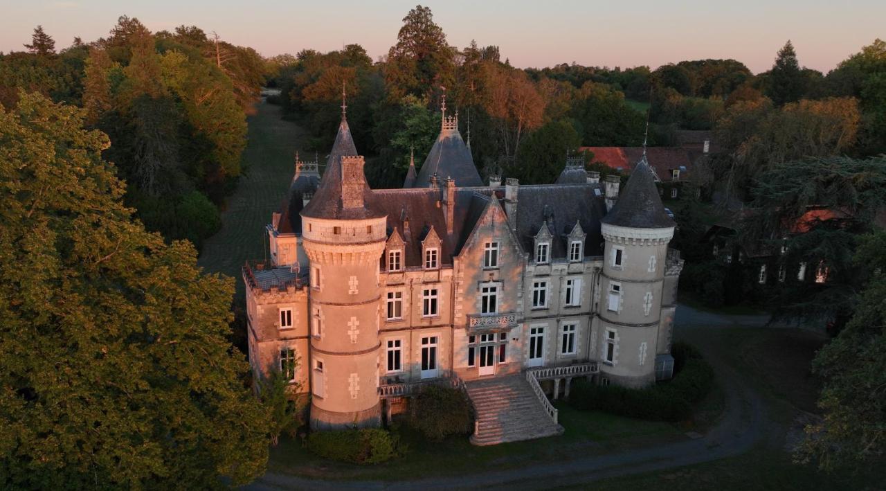 Chateau De La Rose Cluis 外观 照片
